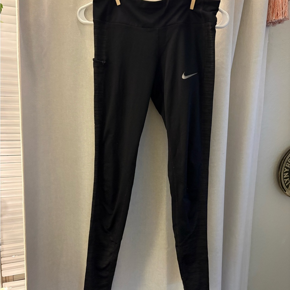 Nike Black Leggings with Logo and Pockets